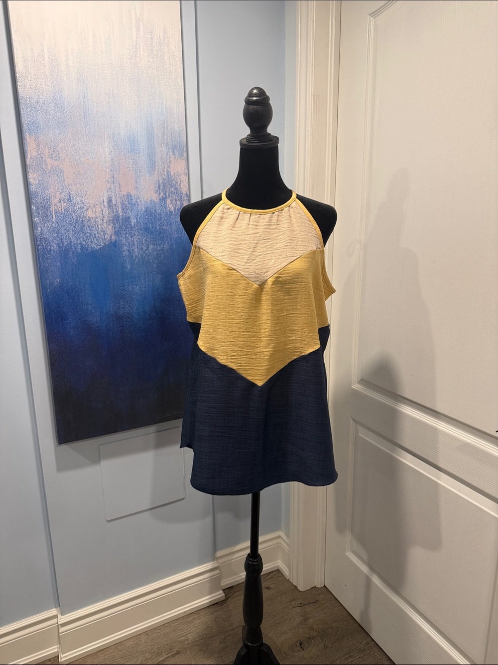 Buy 2 for 20$✌🏻 Sleeveless Colorblock Halter Tank Top in Yellow, Navy & Cream